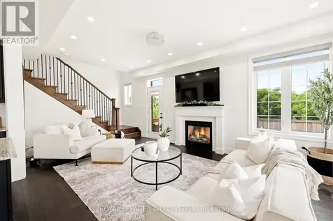 3000 Hollyberry Trail Pickering ON L1X 0N5