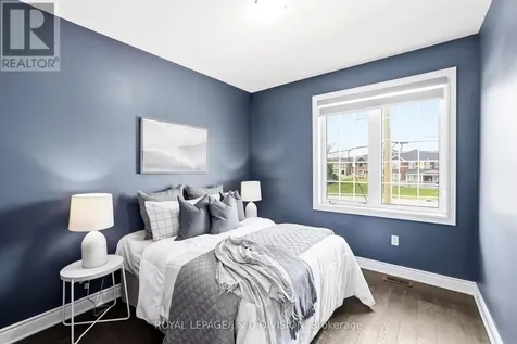 3000 Hollyberry Trail Pickering ON L1X 0N5