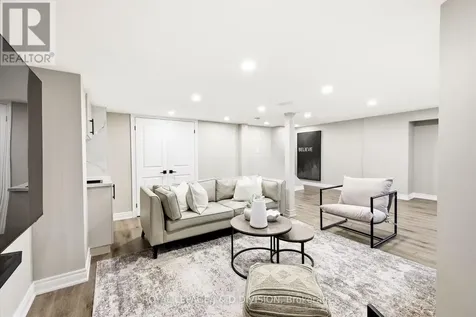 3000 Hollyberry Trail Pickering ON L1X 0N5