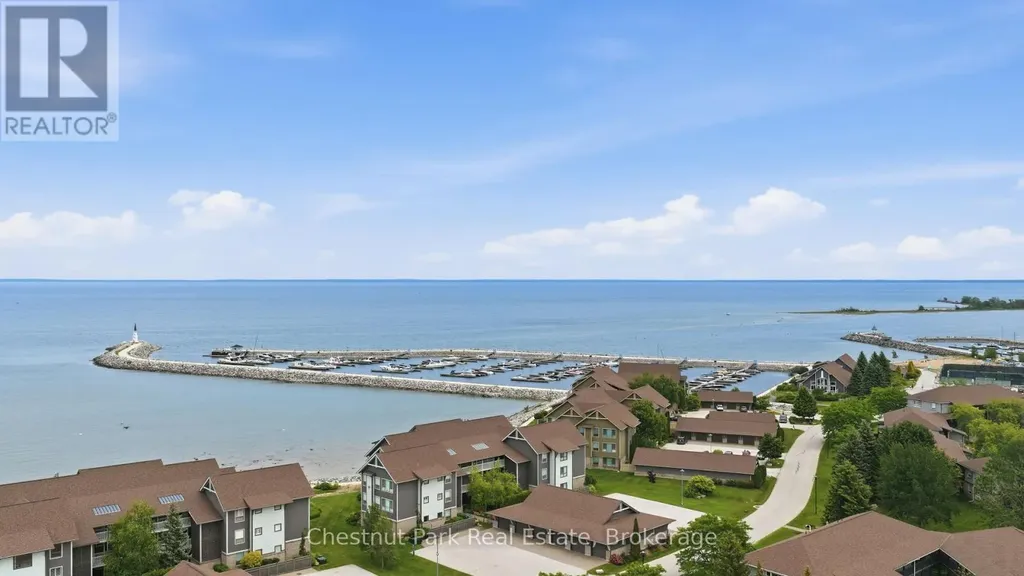 504 Mariners Way Collingwood ON L9Y 5C7
