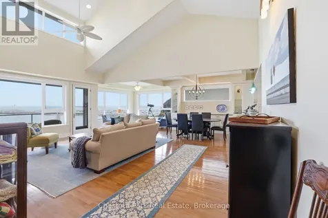504 Mariners Way Collingwood ON L9Y 5C7
