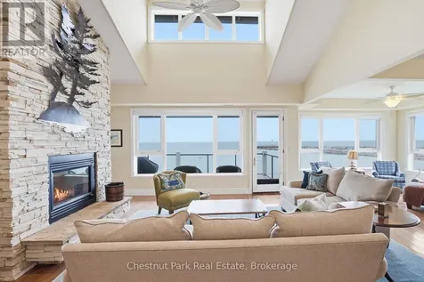 504 Mariners Way Collingwood ON L9Y 5C7