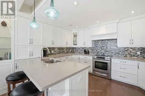 504 Mariners Way Collingwood ON L9Y 5C7