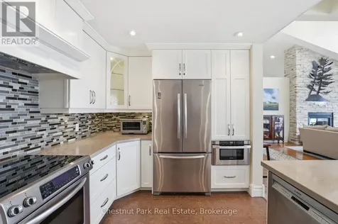 504 Mariners Way Collingwood ON L9Y 5C7