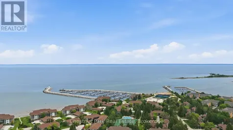 504 Mariners Way Collingwood ON L9Y 5C7
