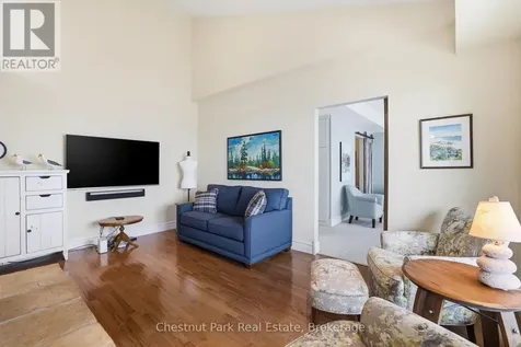 504 Mariners Way Collingwood ON L9Y 5C7