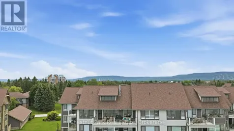 504 Mariners Way Collingwood ON L9Y 5C7