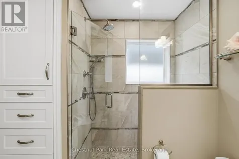 504 Mariners Way Collingwood ON L9Y 5C7