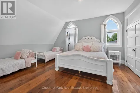 45 Mcmurray Street Bracebridge ON P1L 2A1