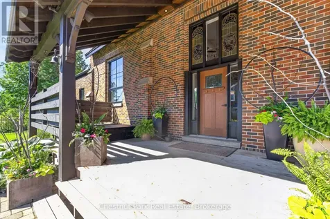 45 Mcmurray Street Bracebridge ON P1L 2A1