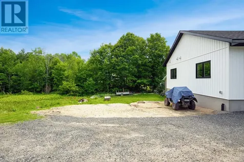 46 Forest Street Parry Sound ON P2A 2P9