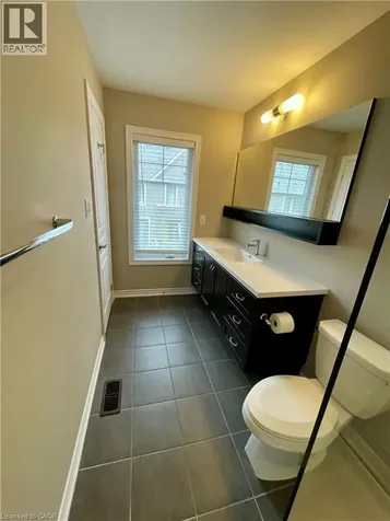 76 Esplanade Lane Grimsby ON L3M 0H2