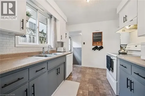 39 Shea Crescent Kitchener ON N2E 1E9