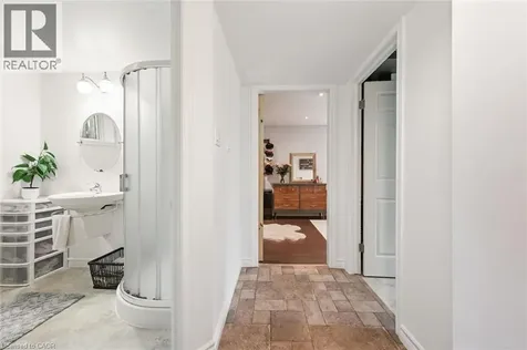 39 Shea Crescent Kitchener ON N2E 1E9