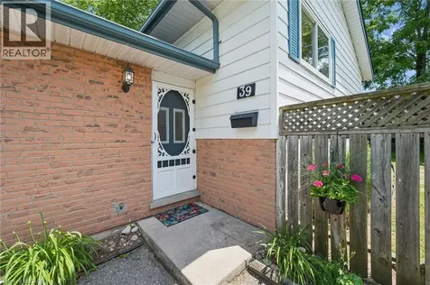 39 Shea Crescent Kitchener ON N2E 1E9