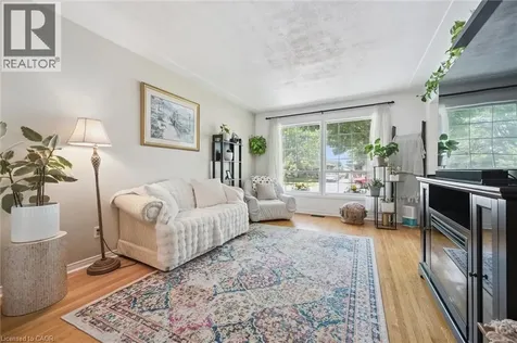 39 Shea Crescent Kitchener ON N2E 1E9