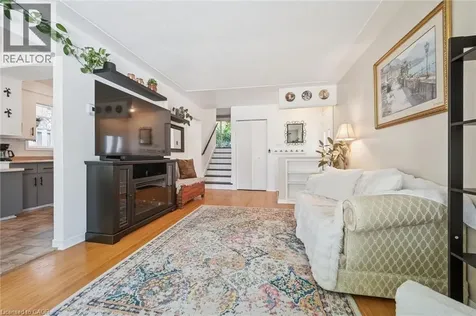 39 Shea Crescent Kitchener ON N2E 1E9