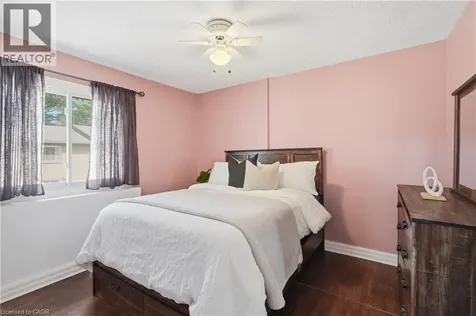 63 Fonthill Road Hamilton ON L9C 6T1