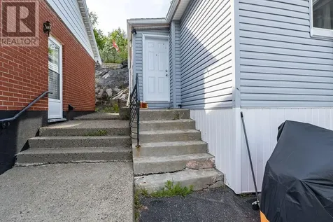 697 St Clair Street Sudbury ON P3E 4G9