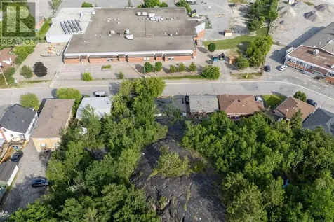 697 St Clair Street Sudbury ON P3E 4G9