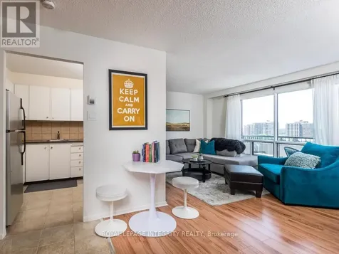 20 Chesterton Drive Ottawa ON K2E 6Z7