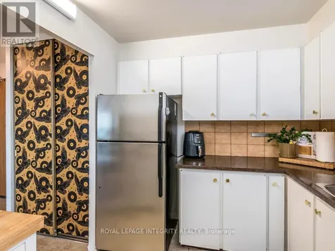 20 Chesterton Drive Ottawa ON K2E 6Z7
