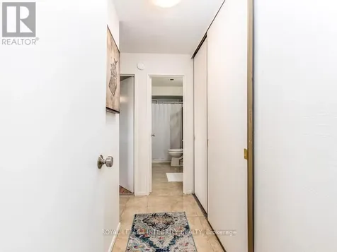 20 Chesterton Drive Ottawa ON K2E 6Z7