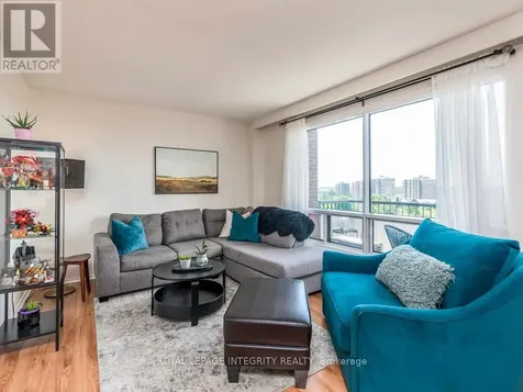 20 Chesterton Drive Ottawa ON K2E 6Z7