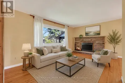 738 Stiles Crescent Ottawa ON K1J 6Z1