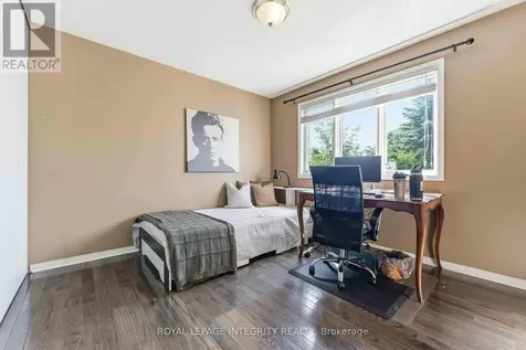 10 Westwinds Place Ottawa ON K2G 6L1
