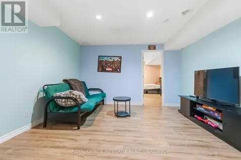 10 Westwinds Place Ottawa ON K2G 6L1