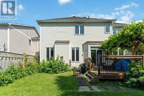 10 Westwinds Place Ottawa ON K2G 6L1