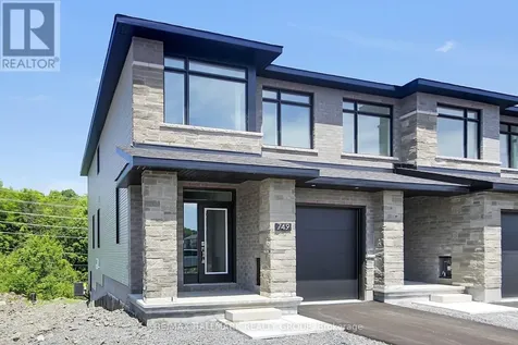 749 Newstead Crescent Ottawa ON K2K 0M8