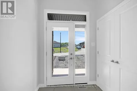 749 Newstead Crescent Ottawa ON K2K 0M8