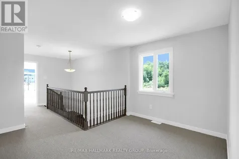 749 Newstead Crescent Ottawa ON K2K 0M8