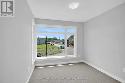 749 Newstead Crescent Ottawa ON K2K 0M8
