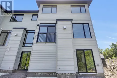 749 Newstead Crescent Ottawa ON K2K 0M8