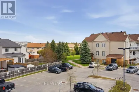 109 Artesa Private Ottawa ON K2S 0J8
