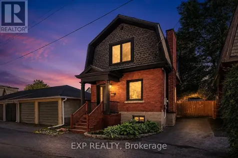 152 River Lane Ottawa ON K1M 1T1