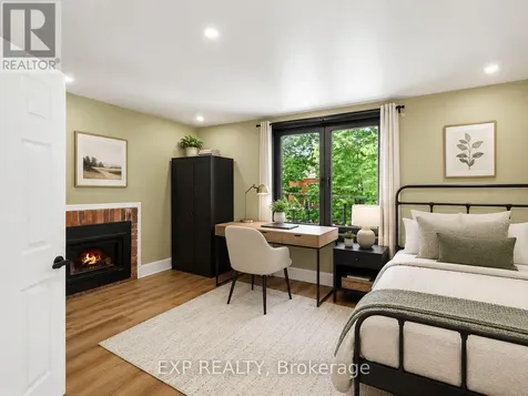 152 River Lane Ottawa ON K1M 1T1