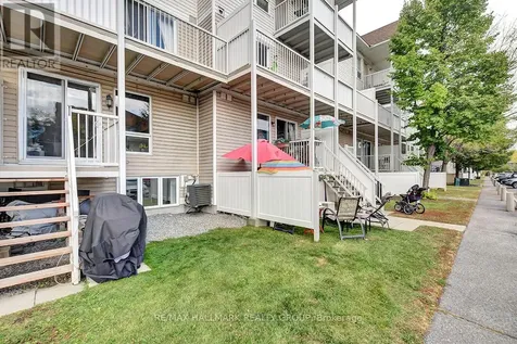 16 Lakepointe Drive Ottawa ON K4A 5E3