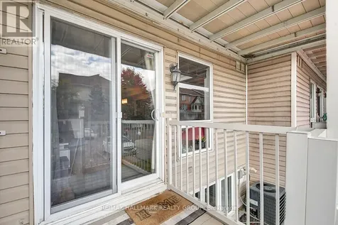 16 Lakepointe Drive Ottawa ON K4A 5E3