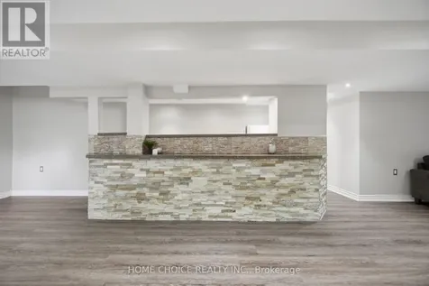 670 Dolby Crescent Milton (be Beaty) ON L9T 5V5