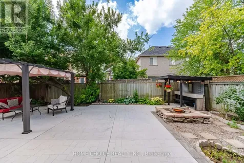 670 Dolby Crescent Milton (be Beaty) ON L9T 5V5