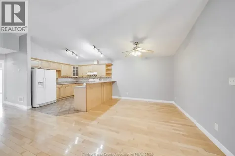 4231 Whiskey Avenue Windsor ON N9G 3B2