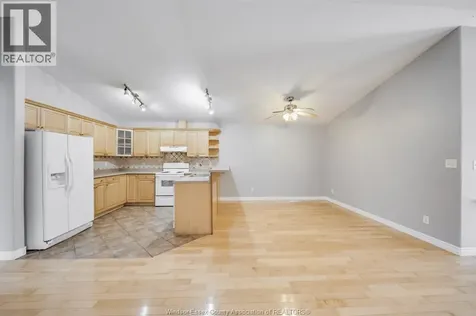 4231 Whiskey Avenue Windsor ON N9G 3B2