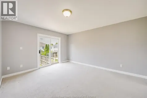 4231 Whiskey Avenue Windsor ON N9G 3B2