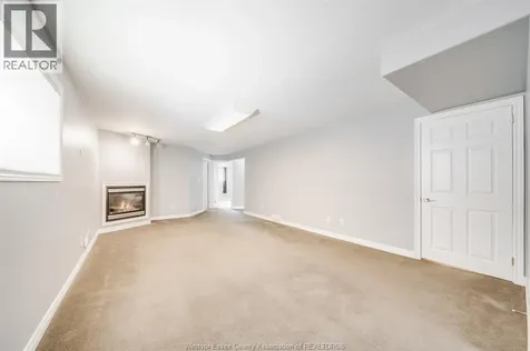 4231 Whiskey Avenue Windsor ON N9G 3B2