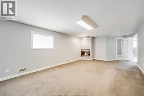 4231 Whiskey Avenue Windsor ON N9G 3B2