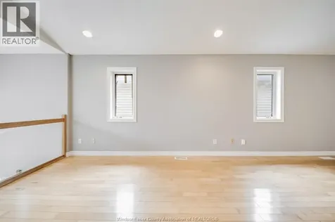4231 Whiskey Avenue Windsor ON N9G 3B2